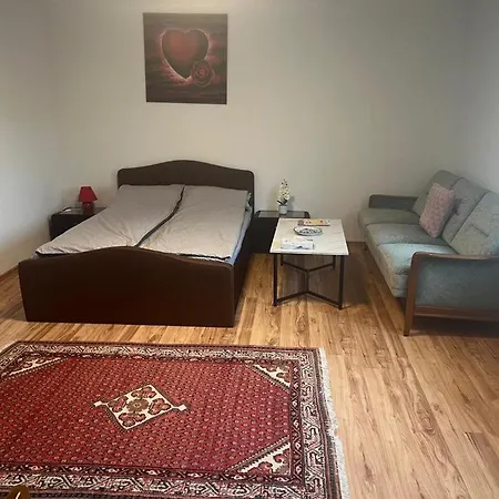 Luna Apartment